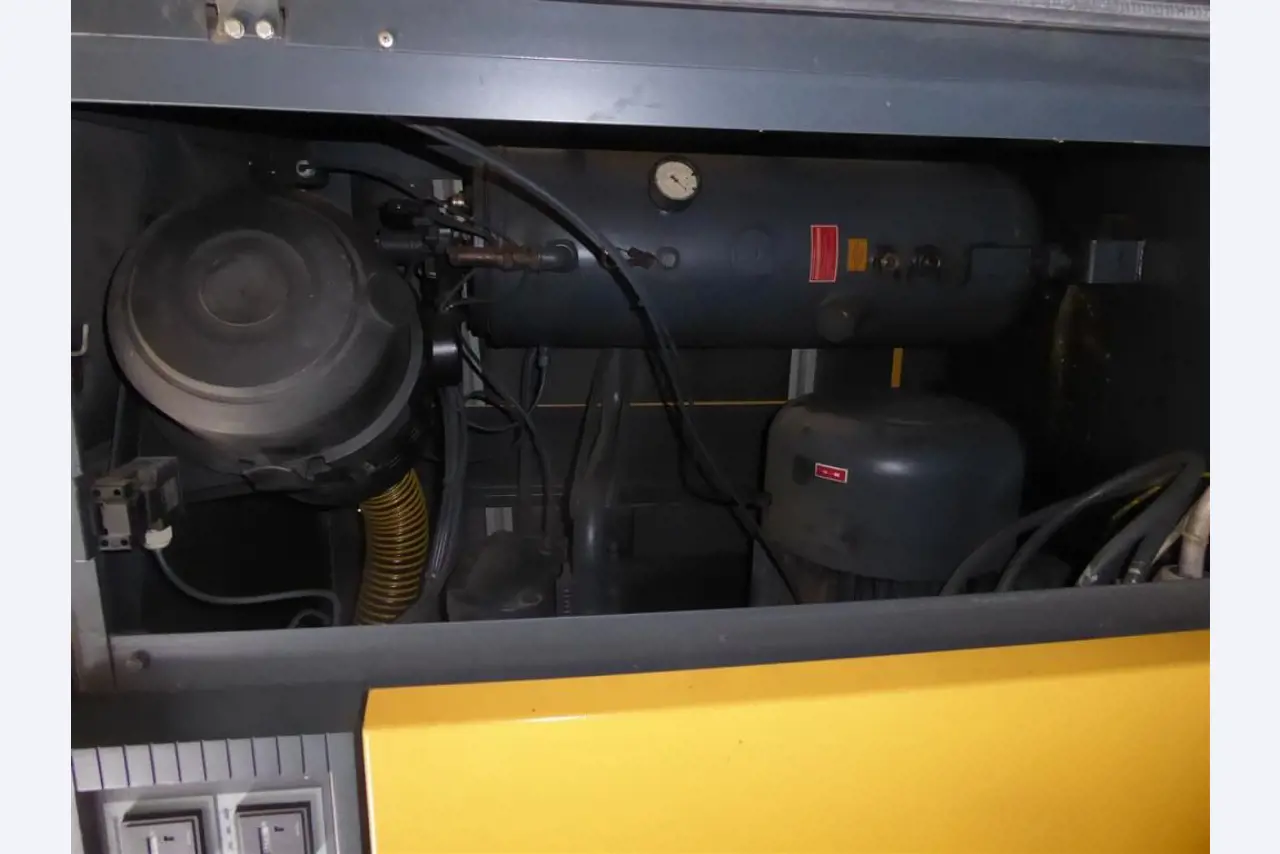 Druk ekspozytorów, produkcja ekspozytorów, dalsza obróbka opakowań kartonowych-3