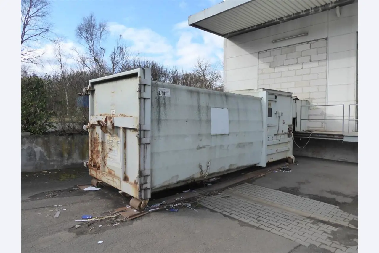 Impressão de ecrãs, produção de ecrãs, tratamento posterior de embalagens de cartão-1