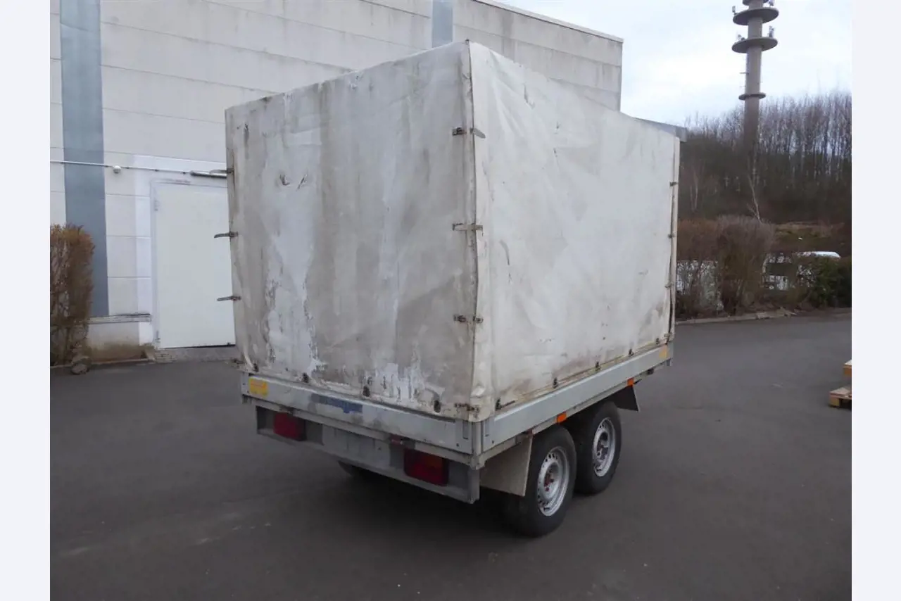 Impressão de ecrãs, produção de ecrãs, tratamento posterior de embalagens de cartão-7