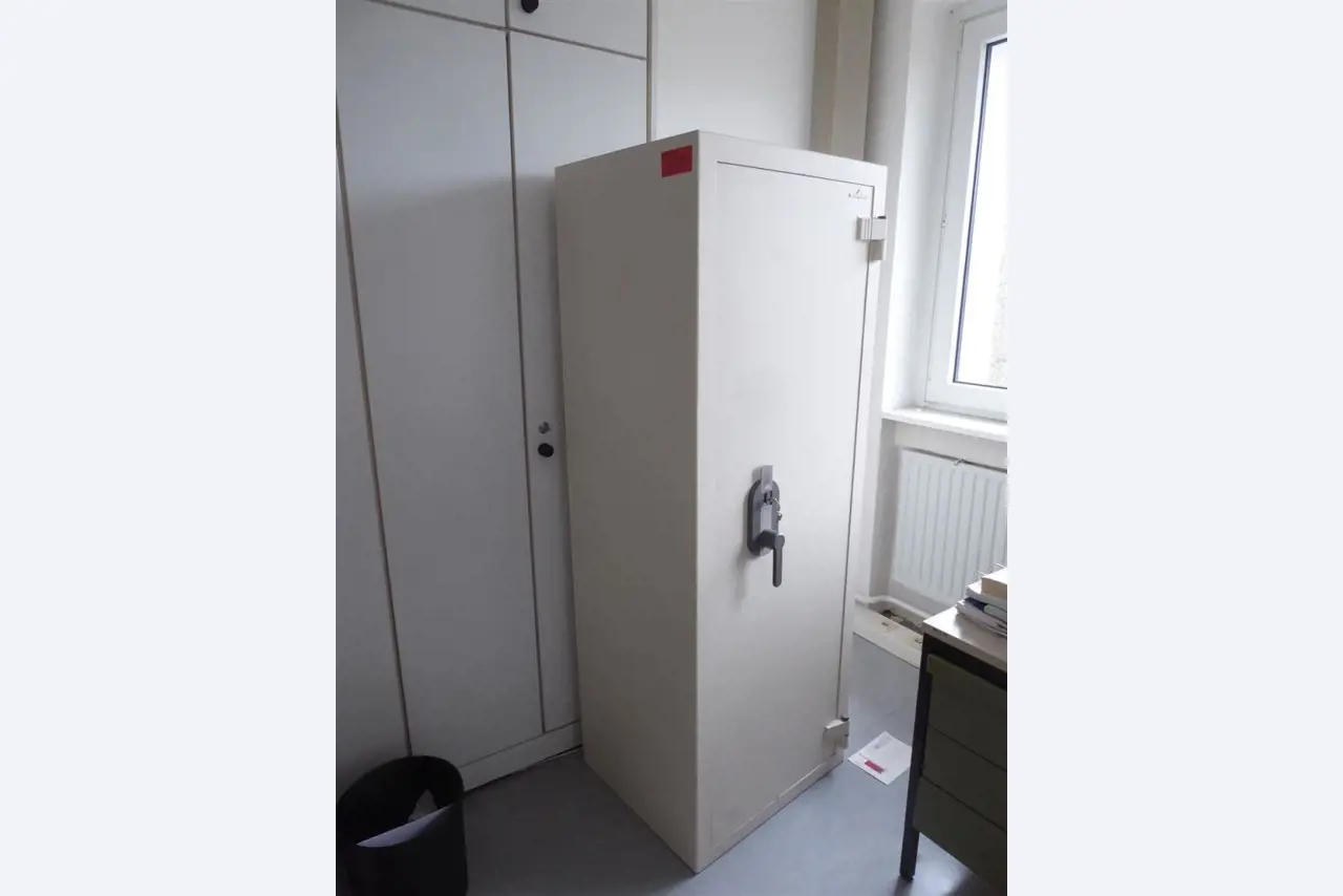 Display-Druck, Display-Herstellung, Weiterverarbeitung von Kartonagen-1