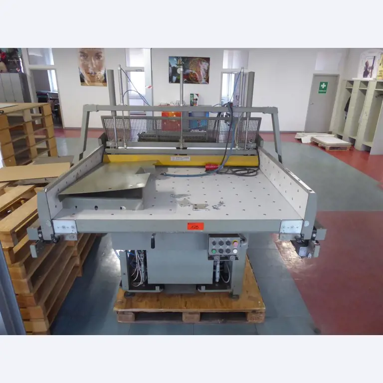 Display printing, display production, further processing of cardboard-1