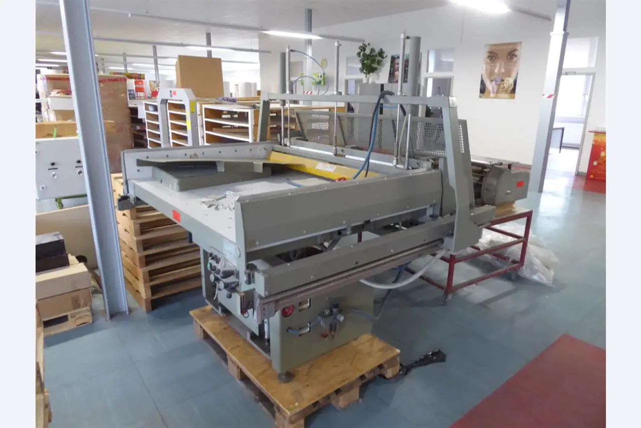 Display printing, display production, further processing of cardboard-2