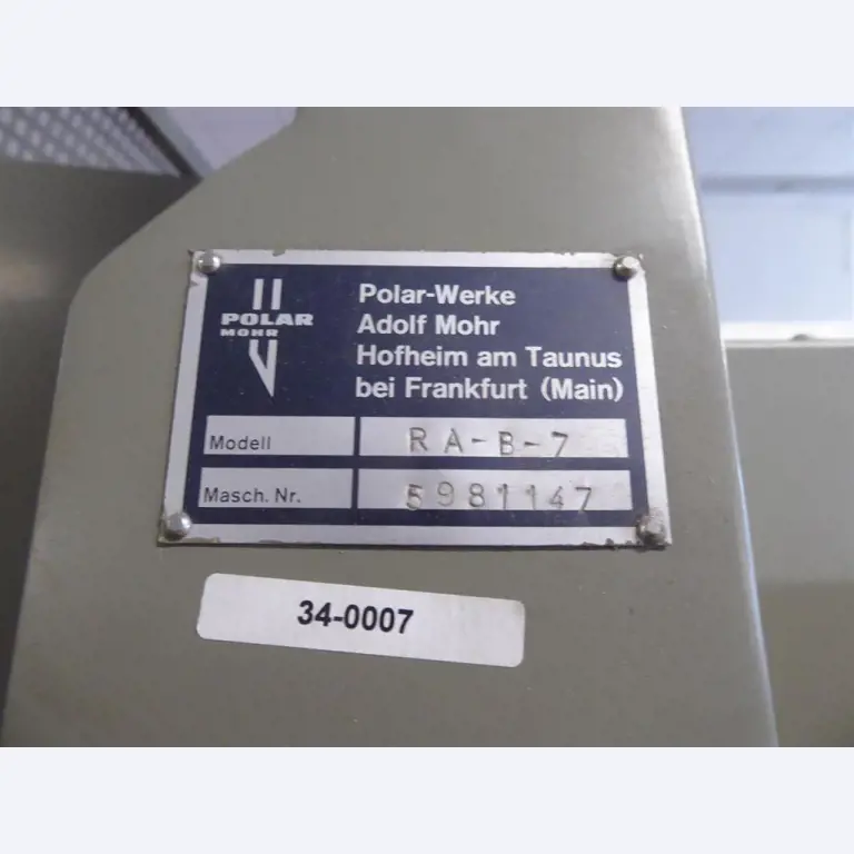 Display printing, display production, further processing of cardboard-3