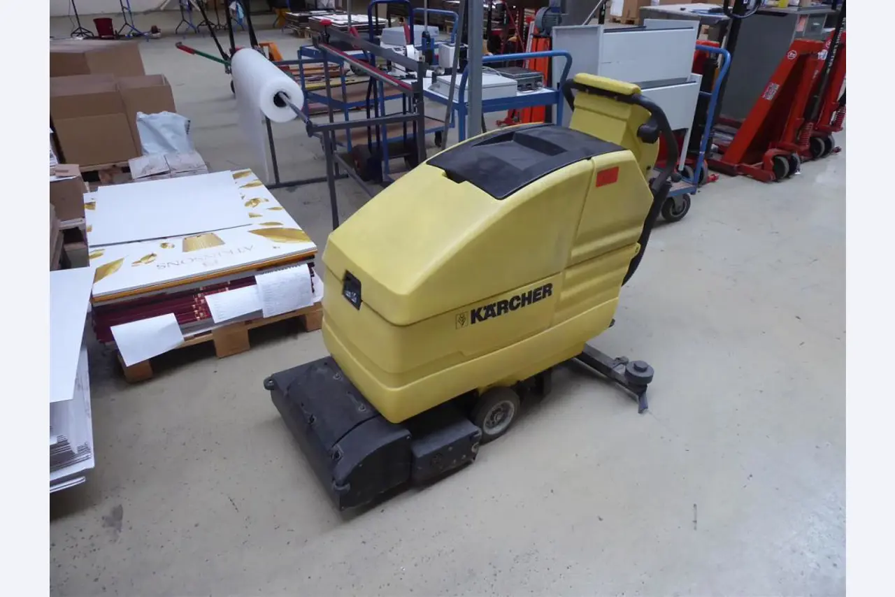 Display-Druck, Display-Herstellung, Weiterverarbeitung von Kartonagen-2