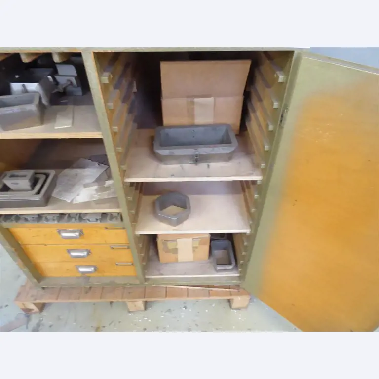 Display printing, display production, further processing of cardboard-10