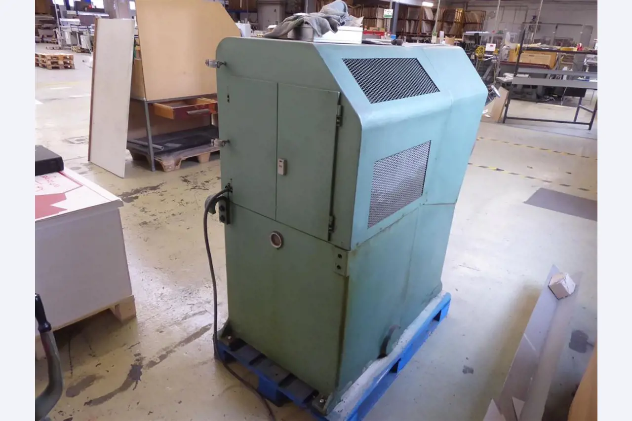 Display printing, display production, further processing of cardboard-3