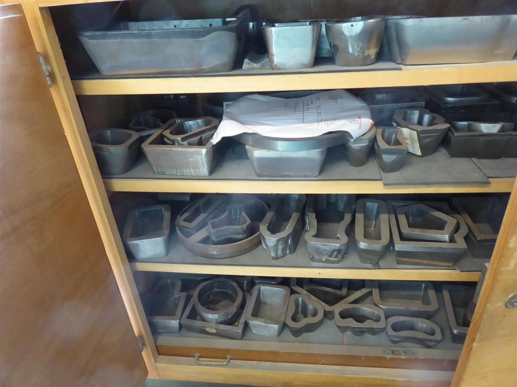 Impresión de expositores, producción de expositores, tratamiento posterior de envases de cartón-6