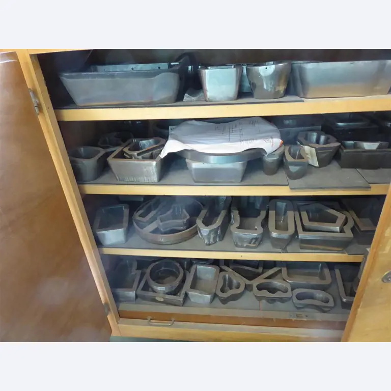 Display printing, display production, further processing of cardboard-6