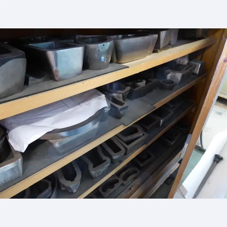 Display printing, display production, further processing of cardboard-7