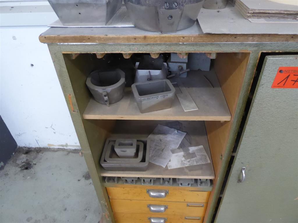 Impresión de expositores, producción de expositores, tratamiento posterior de envases de cartón-9