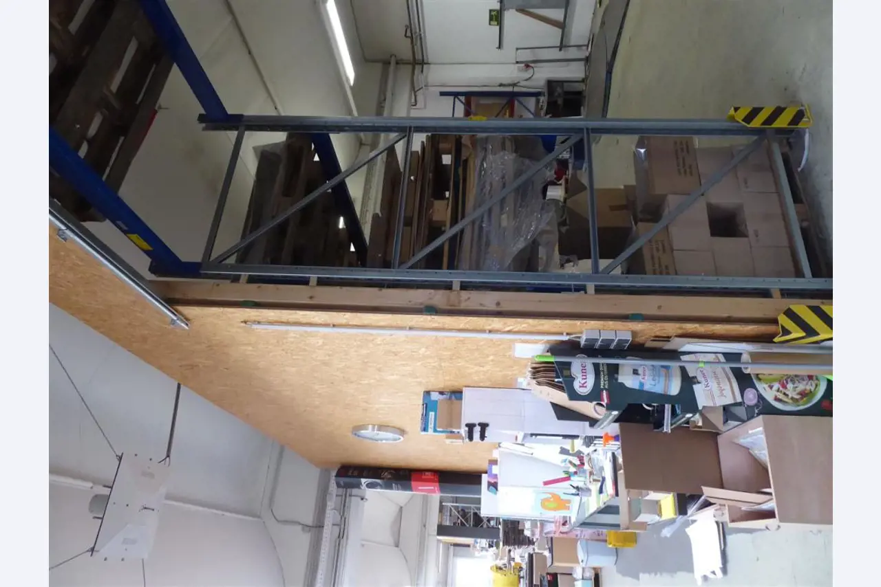 Display printing, display production, further processing of cardboard-6