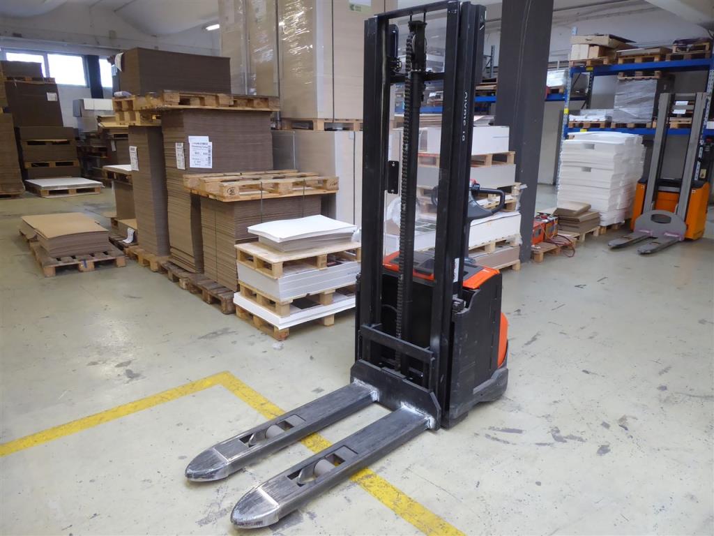 Impressão de ecrãs, produção de ecrãs, tratamento posterior de embalagens de cartão-2