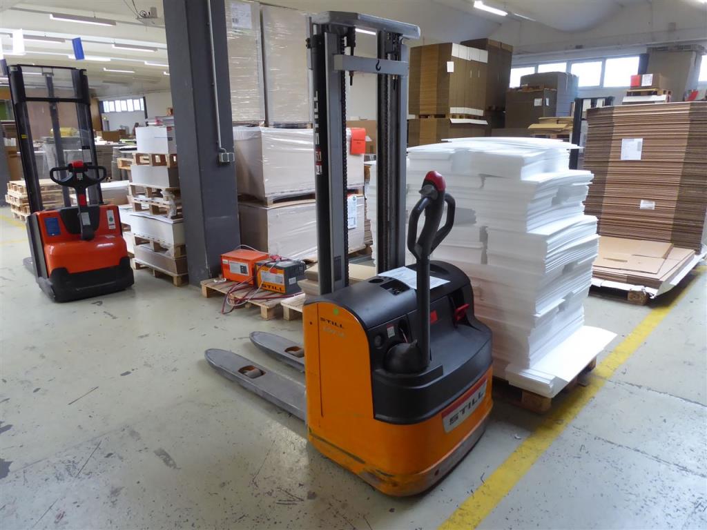 Impressão de ecrãs, produção de ecrãs, tratamento posterior de embalagens de cartão-1