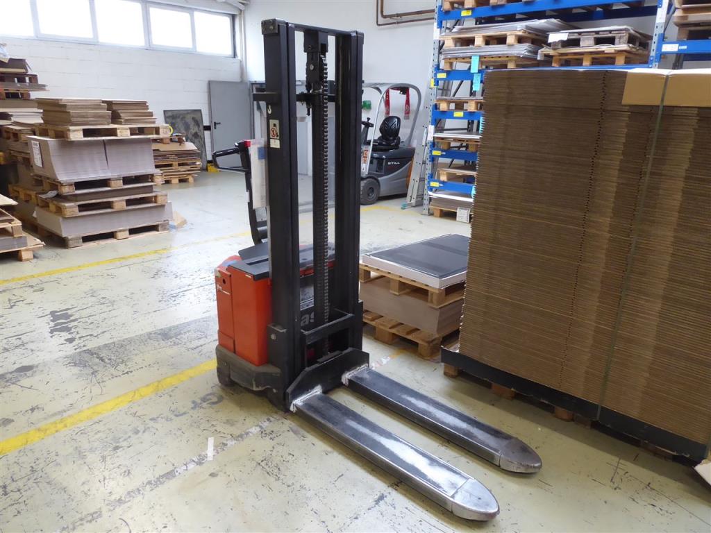 Tiskanje prikazovalnikov, izdelava prikazovalnikov, nadaljnja obdelava kartonske embalaže-3