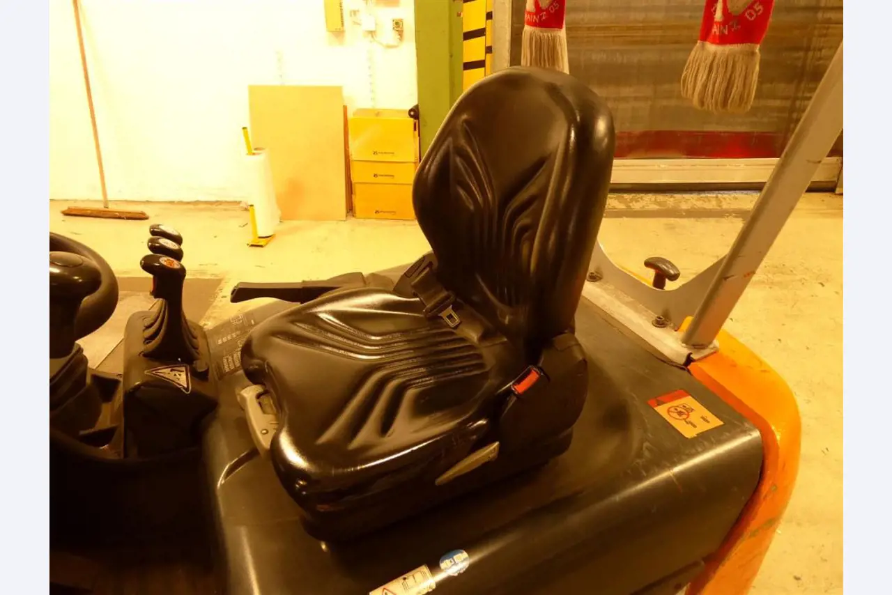 Impressão de ecrãs, produção de ecrãs, tratamento posterior de embalagens de cartão-10