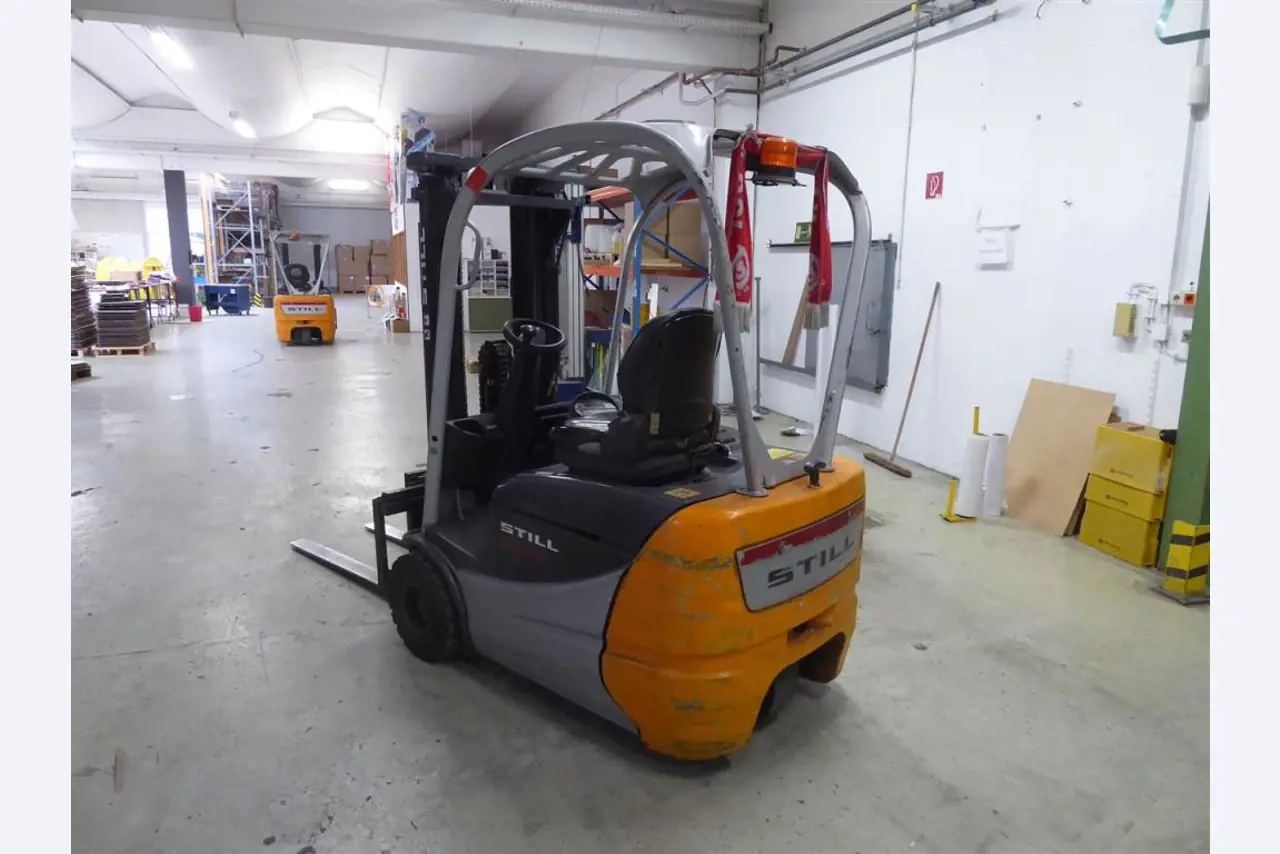 Impressão de ecrãs, produção de ecrãs, tratamento posterior de embalagens de cartão-2