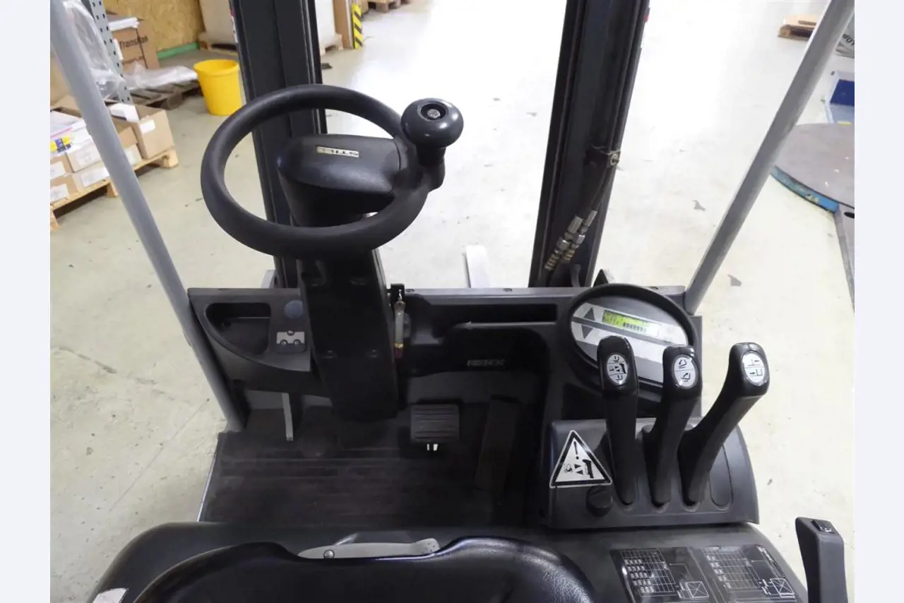 Impressão de ecrãs, produção de ecrãs, tratamento posterior de embalagens de cartão-11