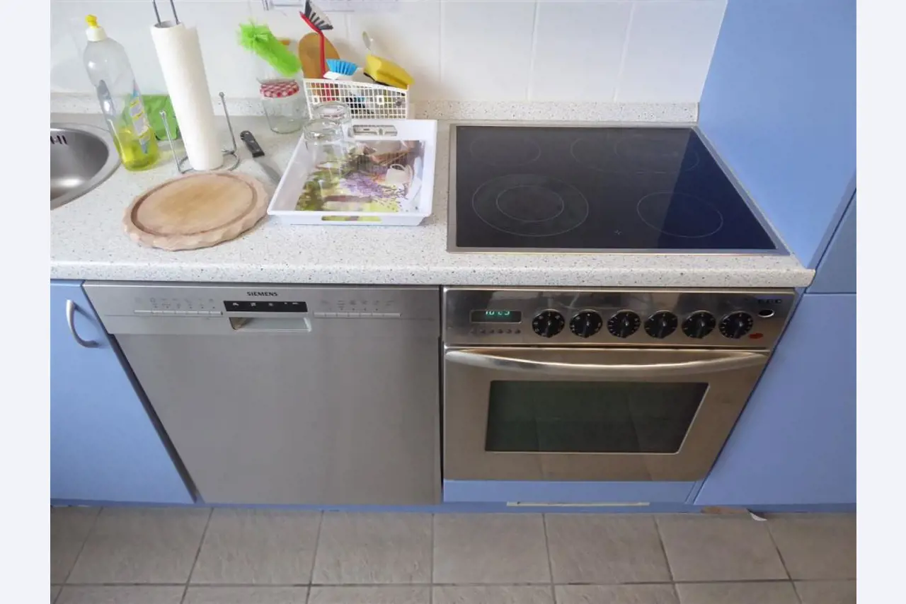 Tiskanje prikazovalnikov, izdelava prikazovalnikov, nadaljnja obdelava kartonske embalaže-2