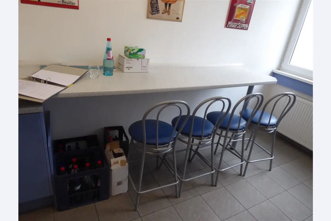 Tiskanje prikazovalnikov, izdelava prikazovalnikov, nadaljnja obdelava kartonske embalaže-4