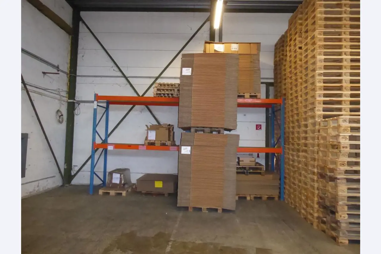 Display printing, display production, further processing of cardboard-4