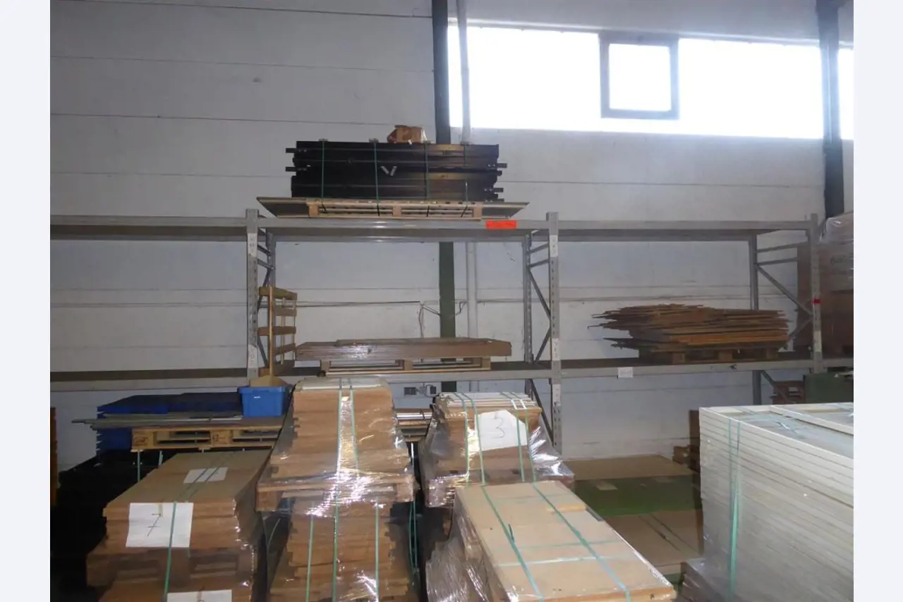 Display printing, display production, further processing of cardboard-5