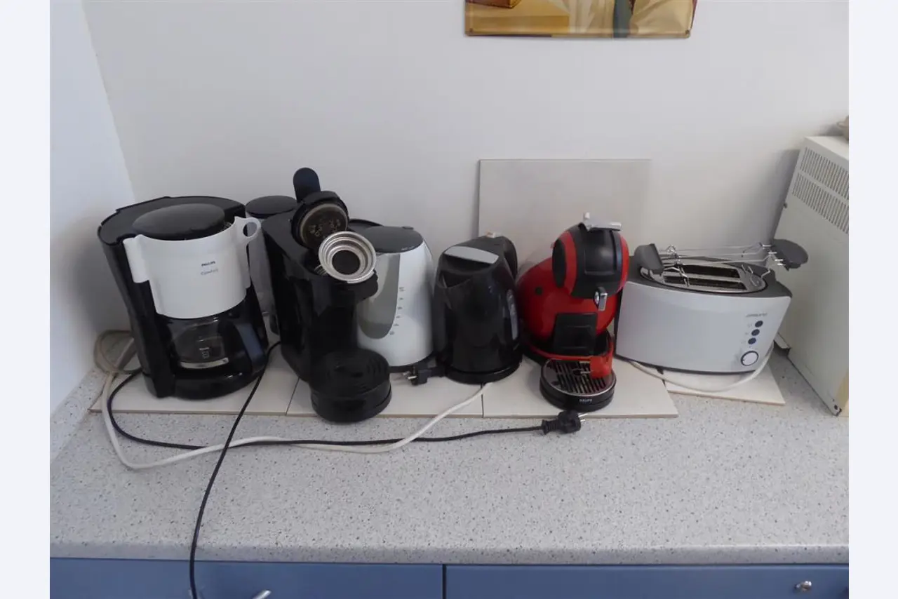 Display-Druck, Display-Herstellung, Weiterverarbeitung von Kartonagen-1