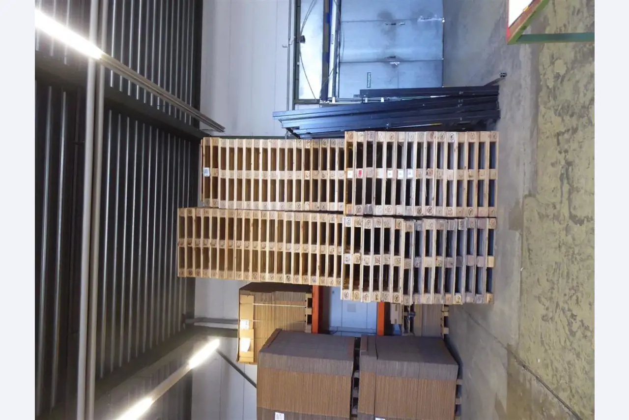 Druk ekspozytorów, produkcja ekspozytorów, dalsza obróbka opakowań kartonowych-1