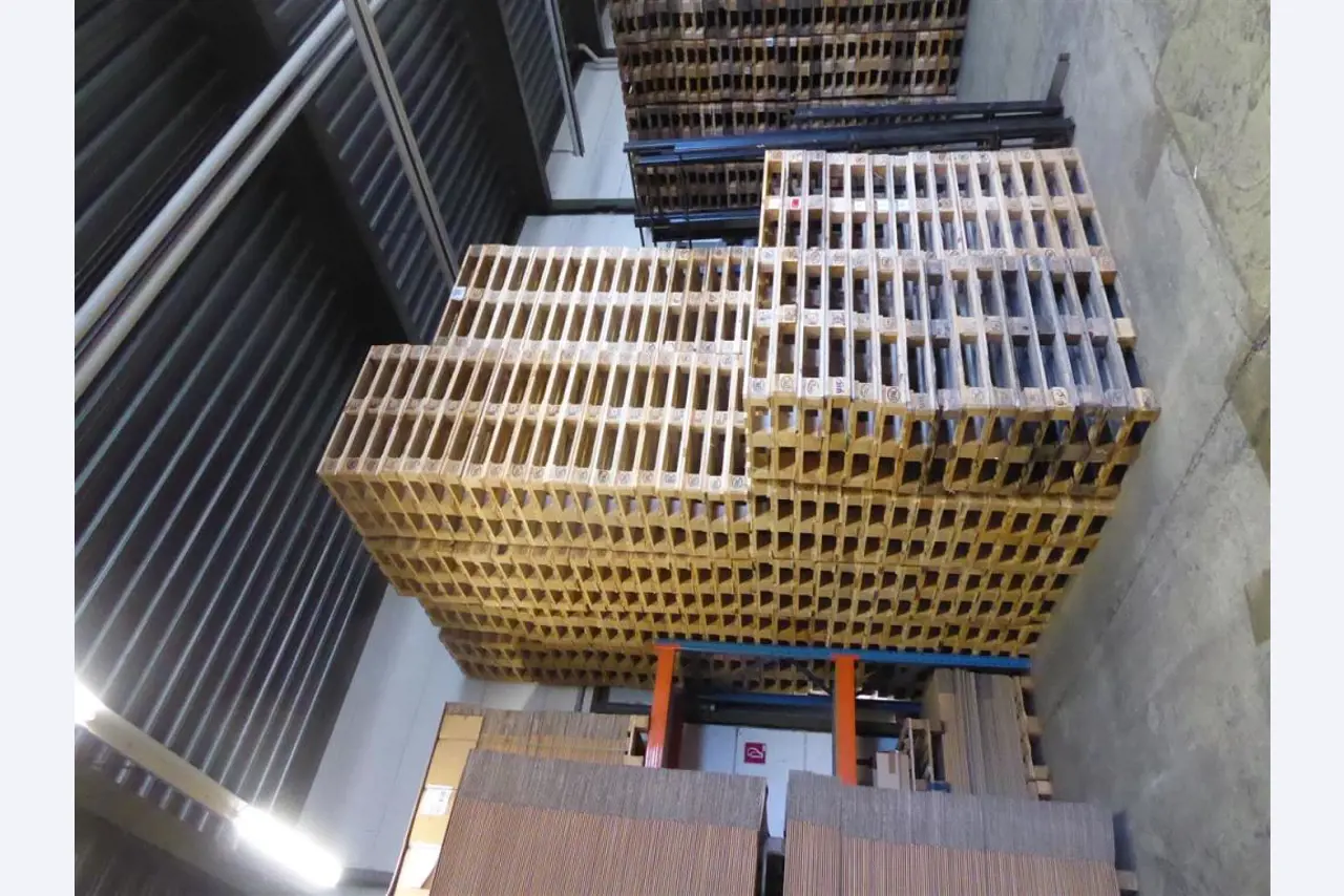 Druk ekspozytorów, produkcja ekspozytorów, dalsza obróbka opakowań kartonowych-2