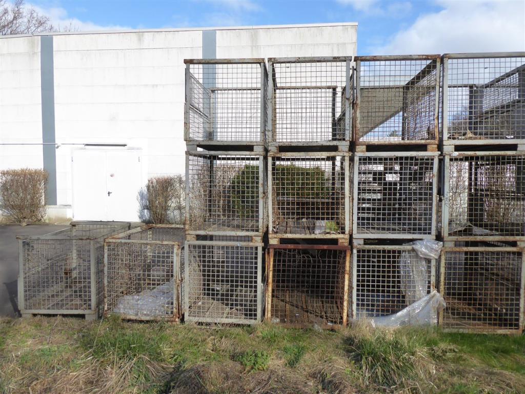 Impresión de expositores, producción de expositores, tratamiento posterior de envases de cartón-3