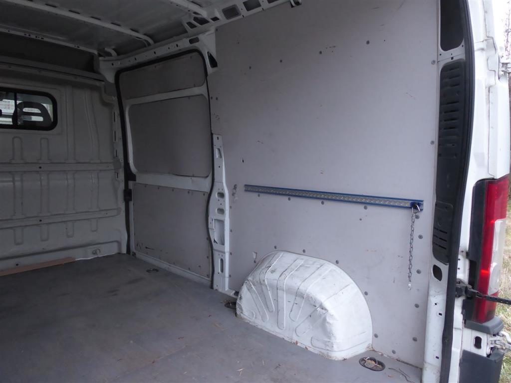 Impresión de expositores, producción de expositores, tratamiento posterior de envases de cartón-10