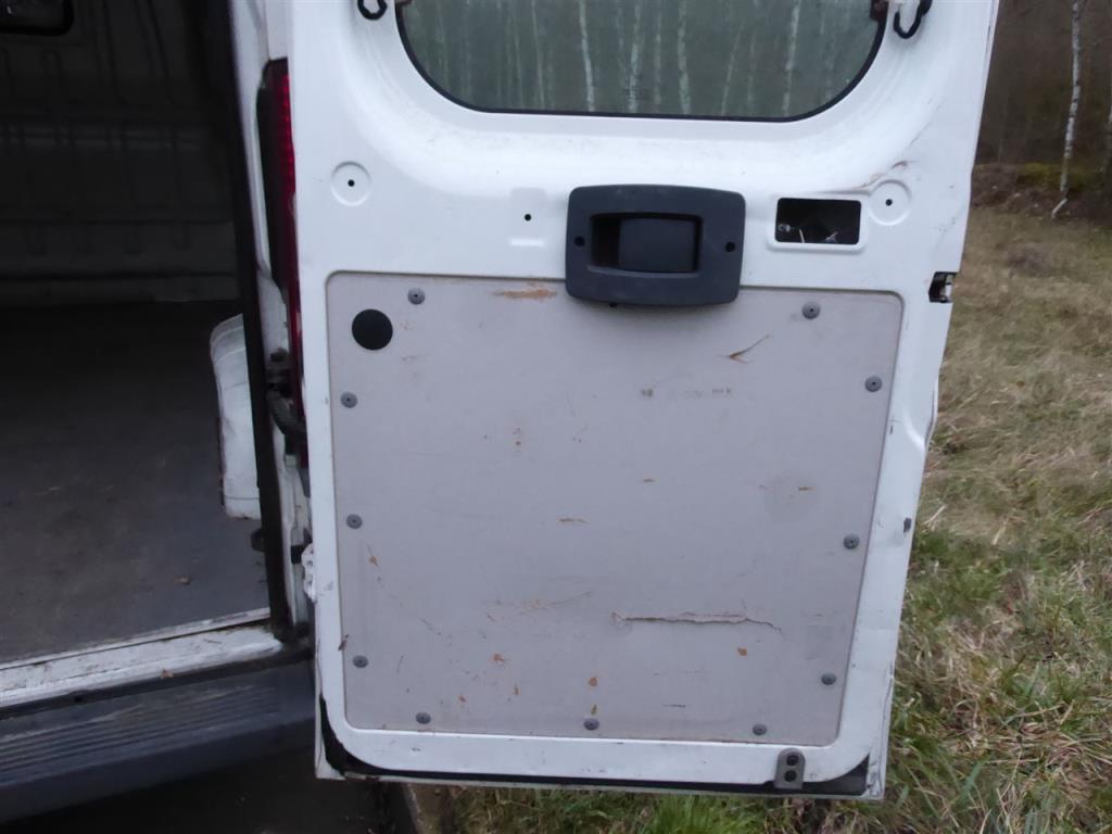 Impresión de expositores, producción de expositores, tratamiento posterior de envases de cartón-11