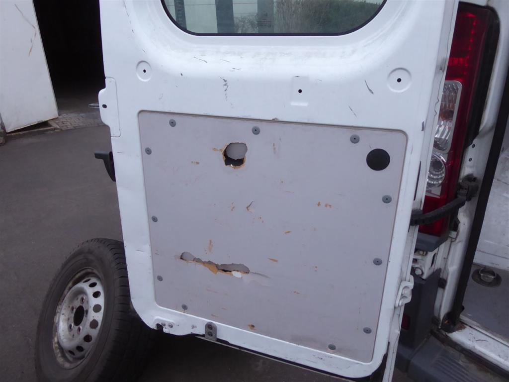 Impresión de expositores, producción de expositores, tratamiento posterior de envases de cartón-12