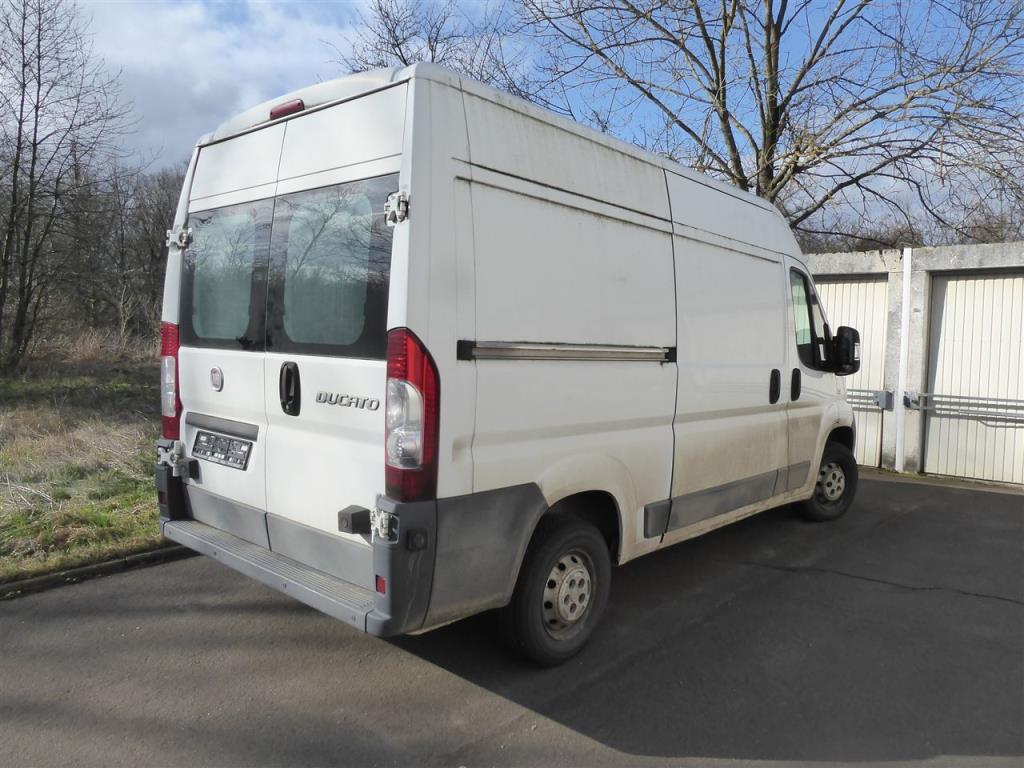 Impresión de expositores, producción de expositores, tratamiento posterior de envases de cartón-13