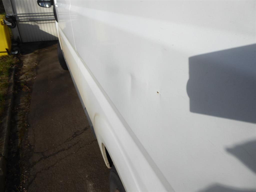 Impresión de expositores, producción de expositores, tratamiento posterior de envases de cartón-18