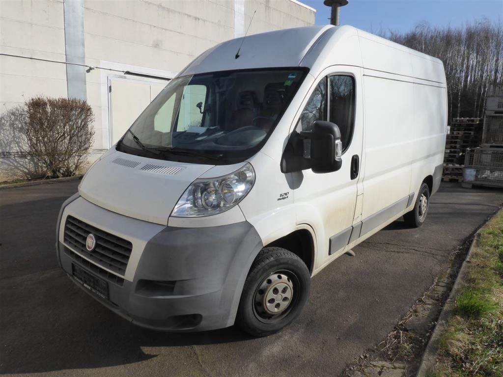 Impresión de expositores, producción de expositores, tratamiento posterior de envases de cartón-1