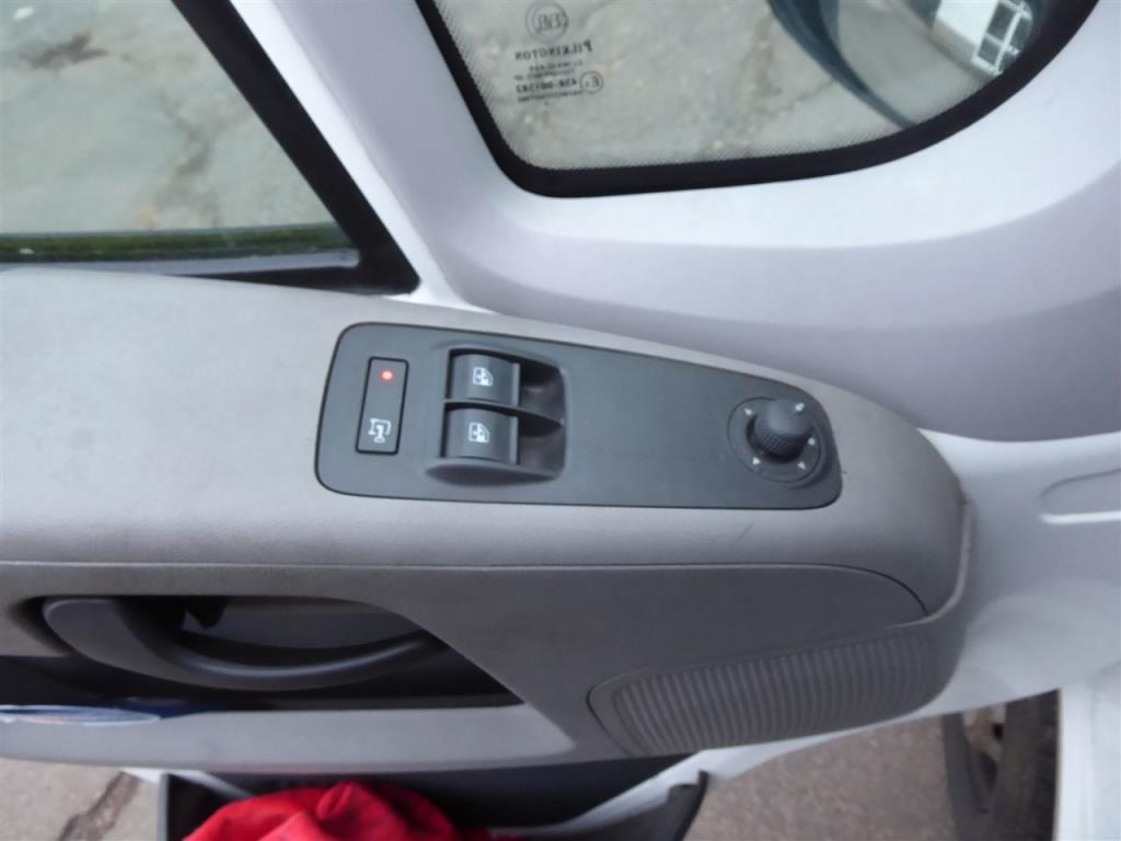 Impresión de expositores, producción de expositores, tratamiento posterior de envases de cartón-23