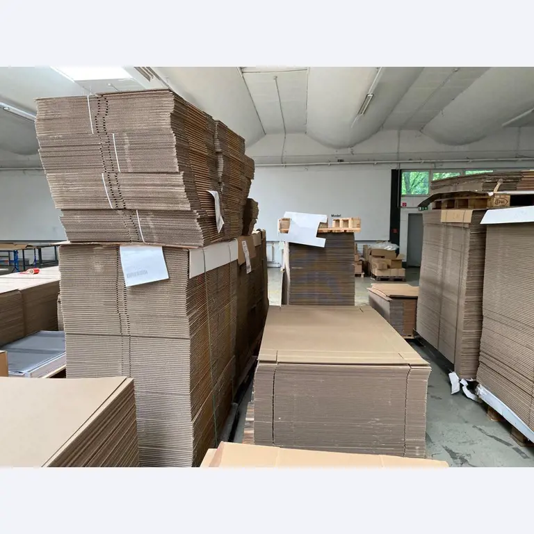 Druk ekspozytorów, produkcja ekspozytorów, dalsza obróbka opakowań kartonowych-3