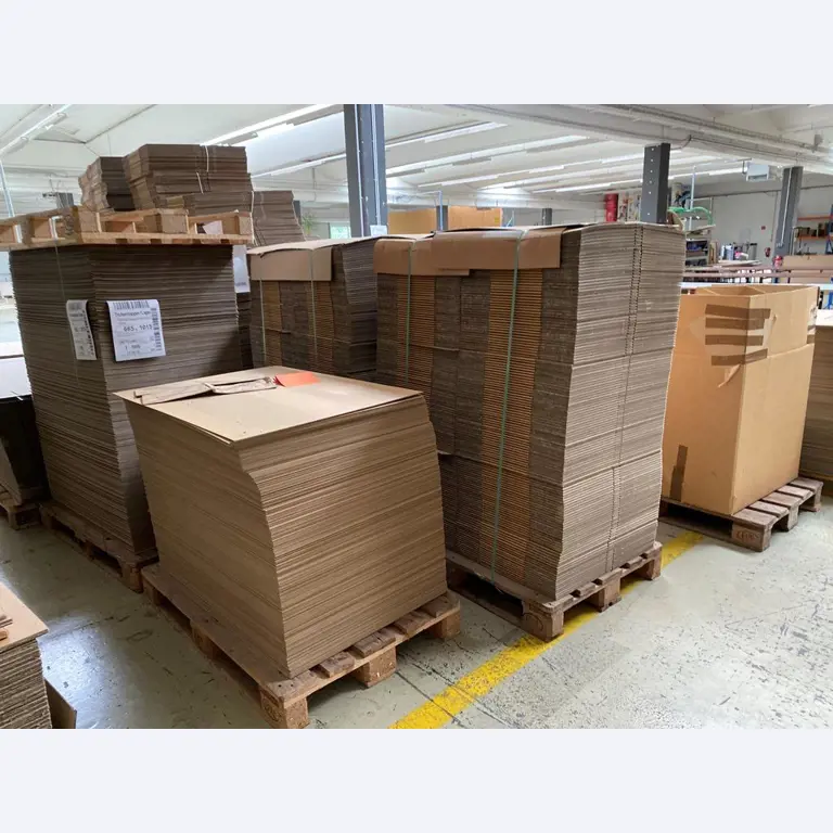 Druk ekspozytorów, produkcja ekspozytorów, dalsza obróbka opakowań kartonowych-7