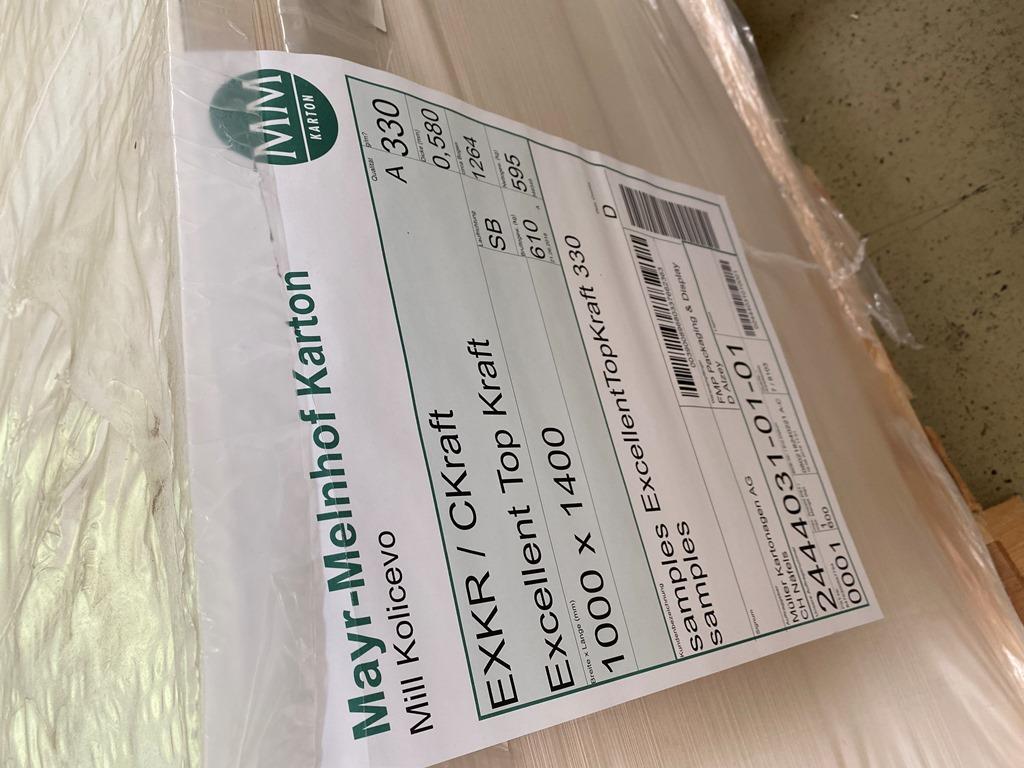 Impressão de ecrãs, produção de ecrãs, tratamento posterior de embalagens de cartão-9