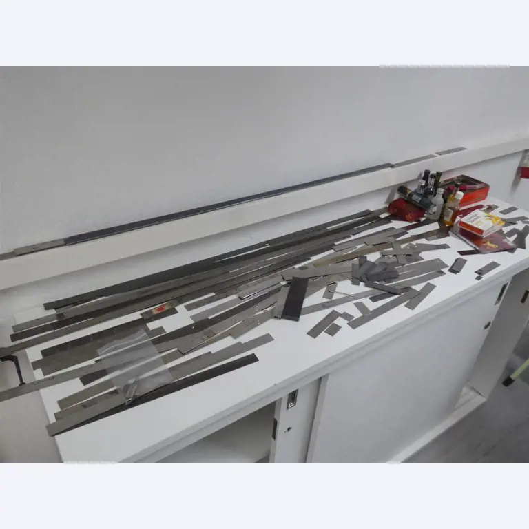 Impressão de ecrãs, produção de ecrãs, tratamento posterior de embalagens de cartão-3