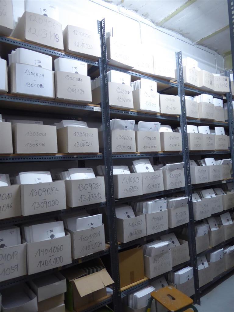 Impresión de expositores, producción de expositores, tratamiento posterior de envases de cartón-1