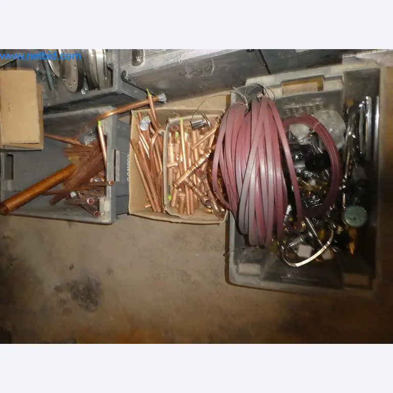 Manutenção de máquinas e BGA do sector do aquecimento e da engenharia sanitária-7