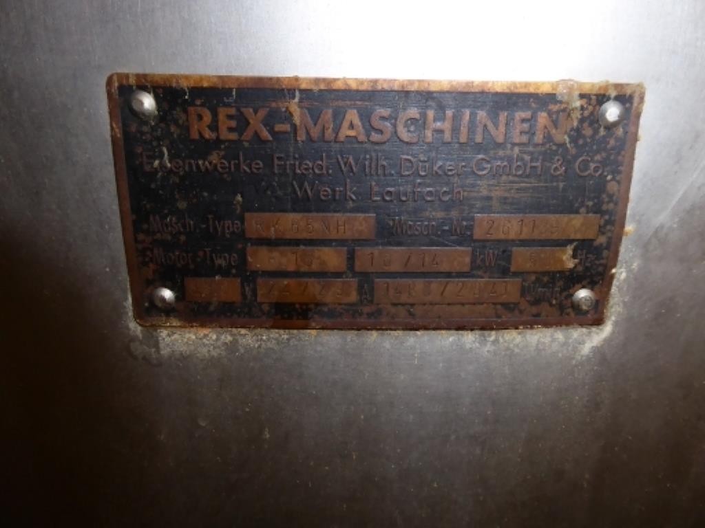 well-maintained machines for the production of the butcher’s shop and sausage production -2