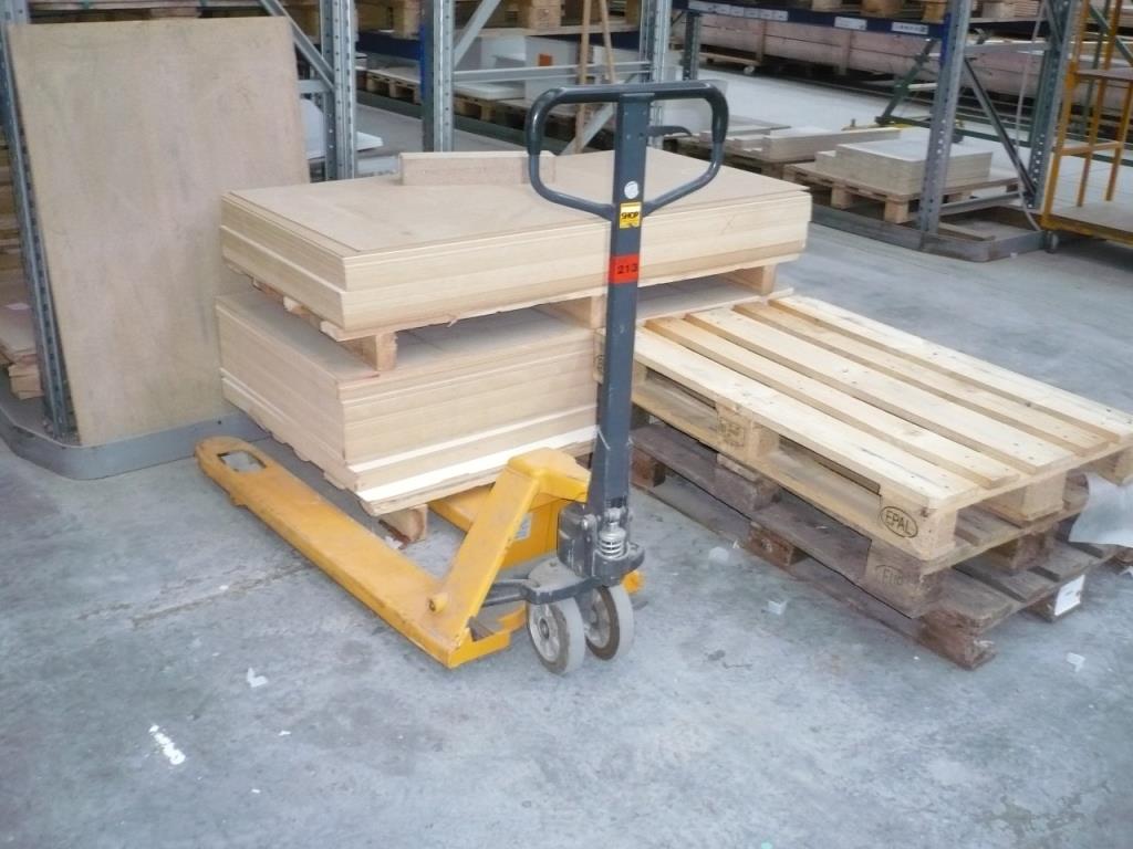 exhibition kitchens and coffee machine-1