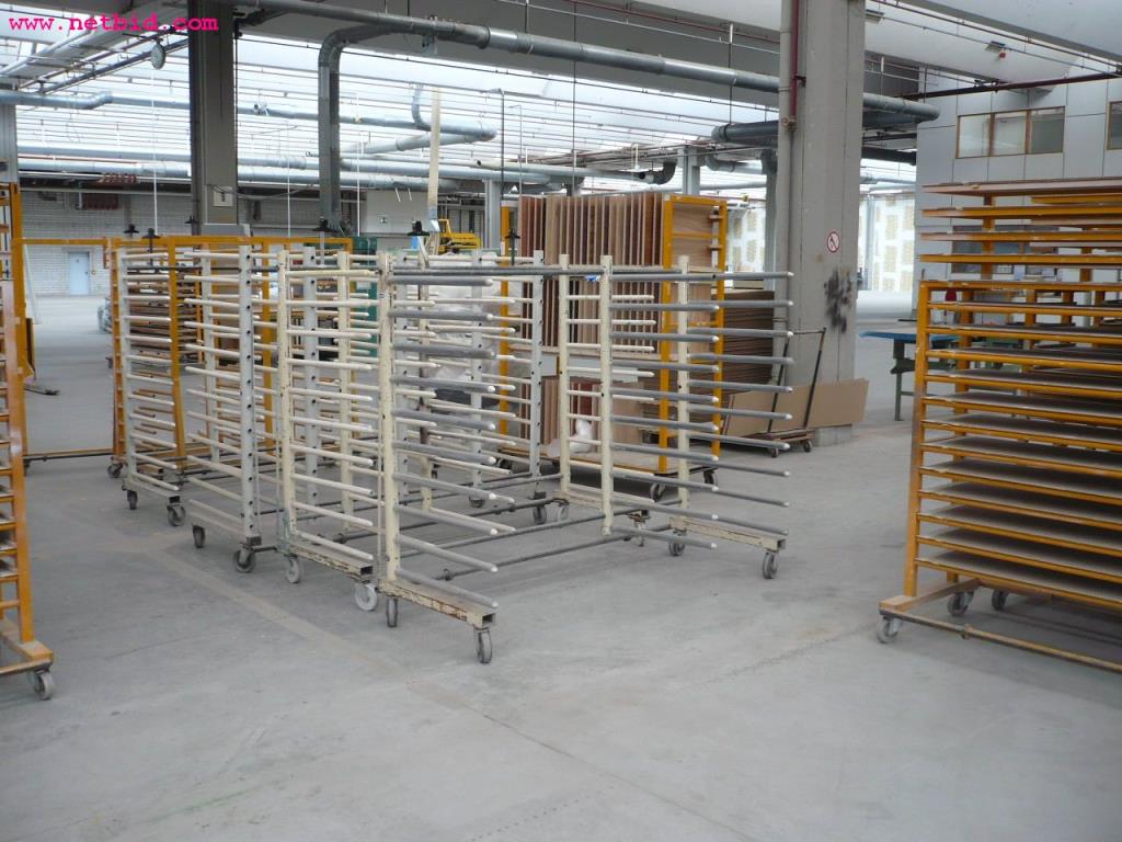 Cozinhas para feiras e exposições e máquina de café-2