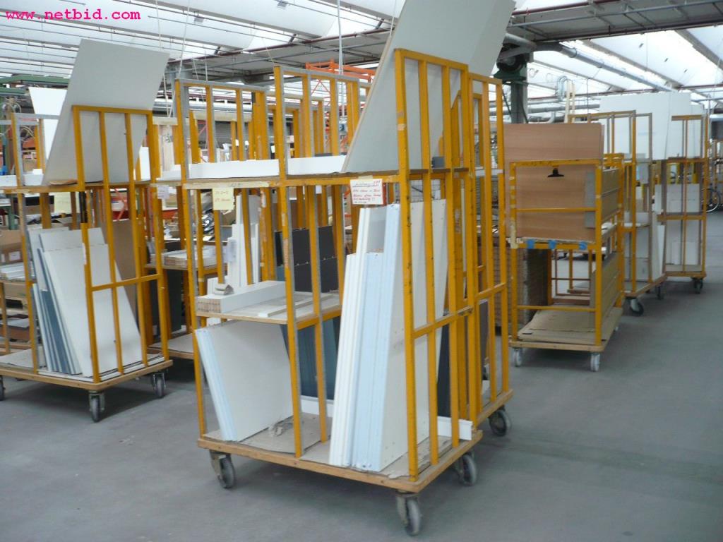 Cozinhas para feiras e exposições e máquina de café-1