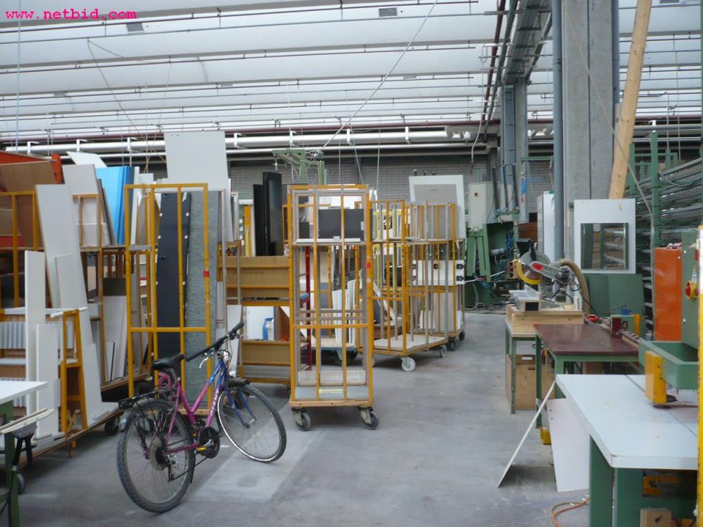 Cozinhas para feiras e exposições e máquina de café-2