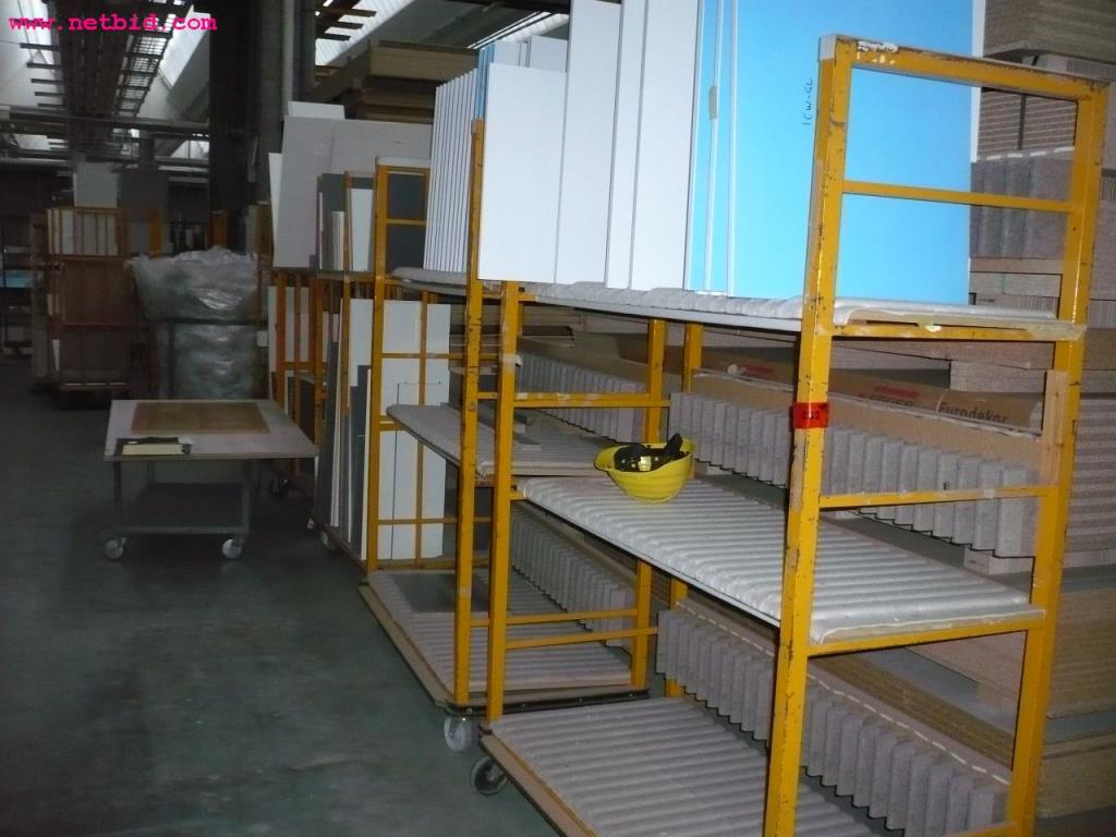 Cozinhas para feiras e exposições e máquina de café-1