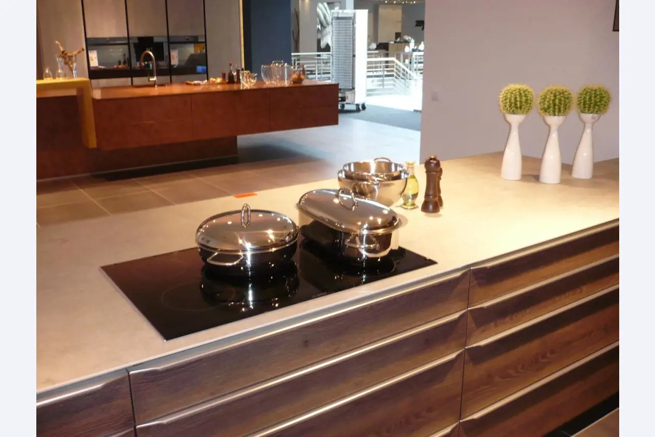 Cozinhas para feiras e exposições e máquina de café-2