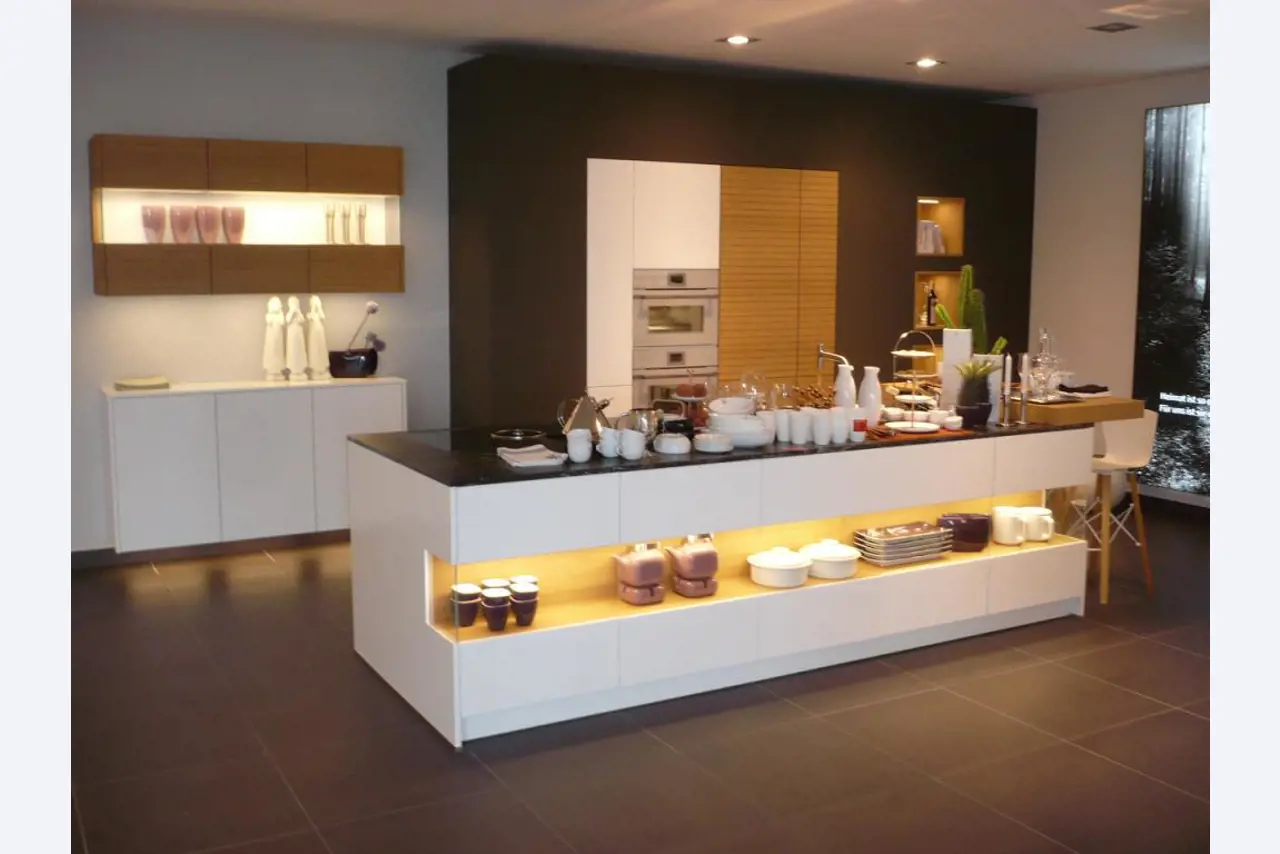 Cozinhas para feiras e exposições e máquina de café-1